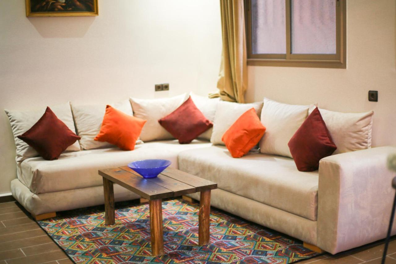Issli Appartment Climatise Hiver Et Ete Azrou Extérieur photo